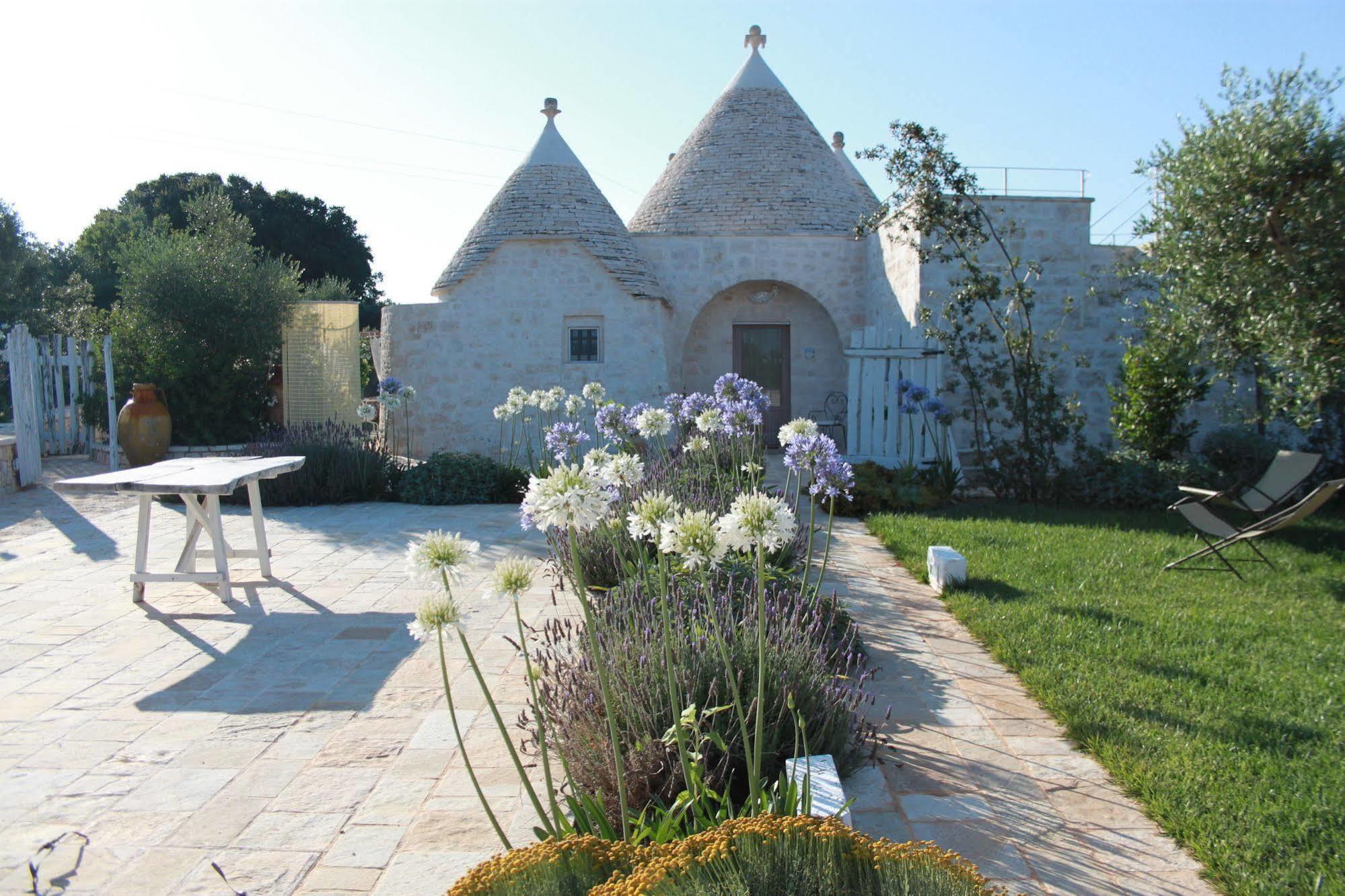 Leonardo Trulli Resort Locorotondo Εξωτερικό φωτογραφία